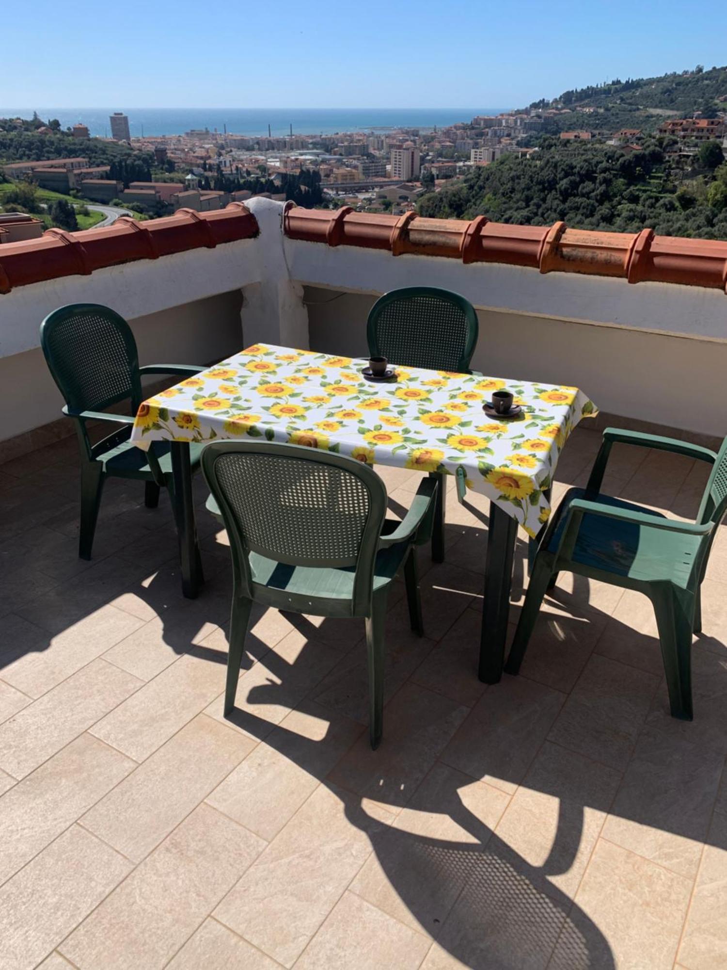 Apartment T V B - Vacanze Imperia